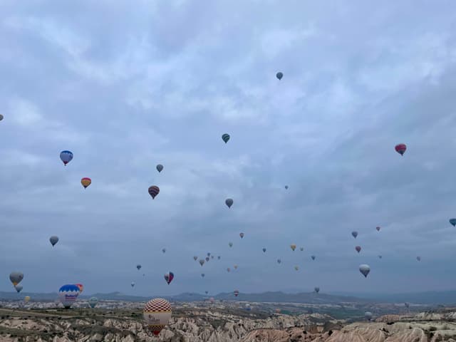 more baloons