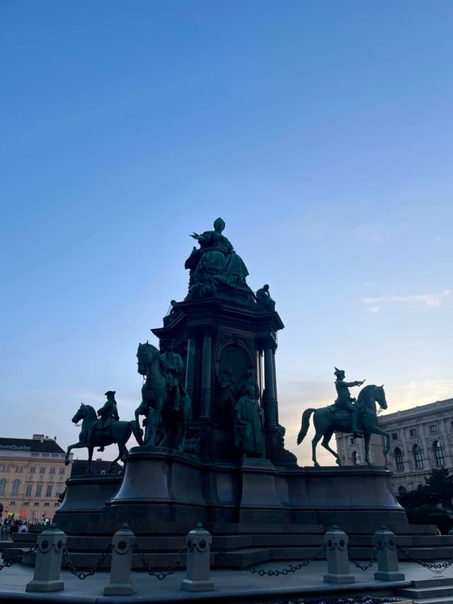 maria theresien platz